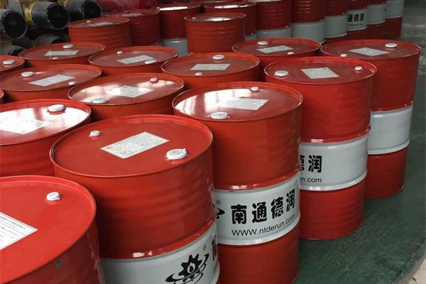 快速光亮淬火油有什么特點(diǎn)，使用時(shí)要注意什么？